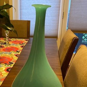 Table centerpiece or vase.    Multi purpose